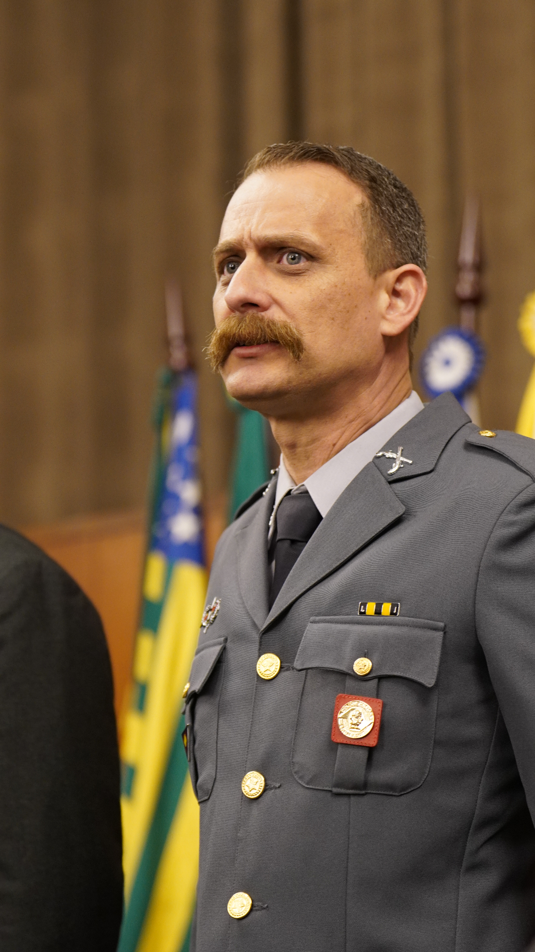 Sargento Nantes em uniforme oficial da Polícia Militar do Estado de São Paulo